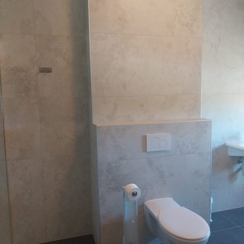 Badkamer hotel tegels inspiratie